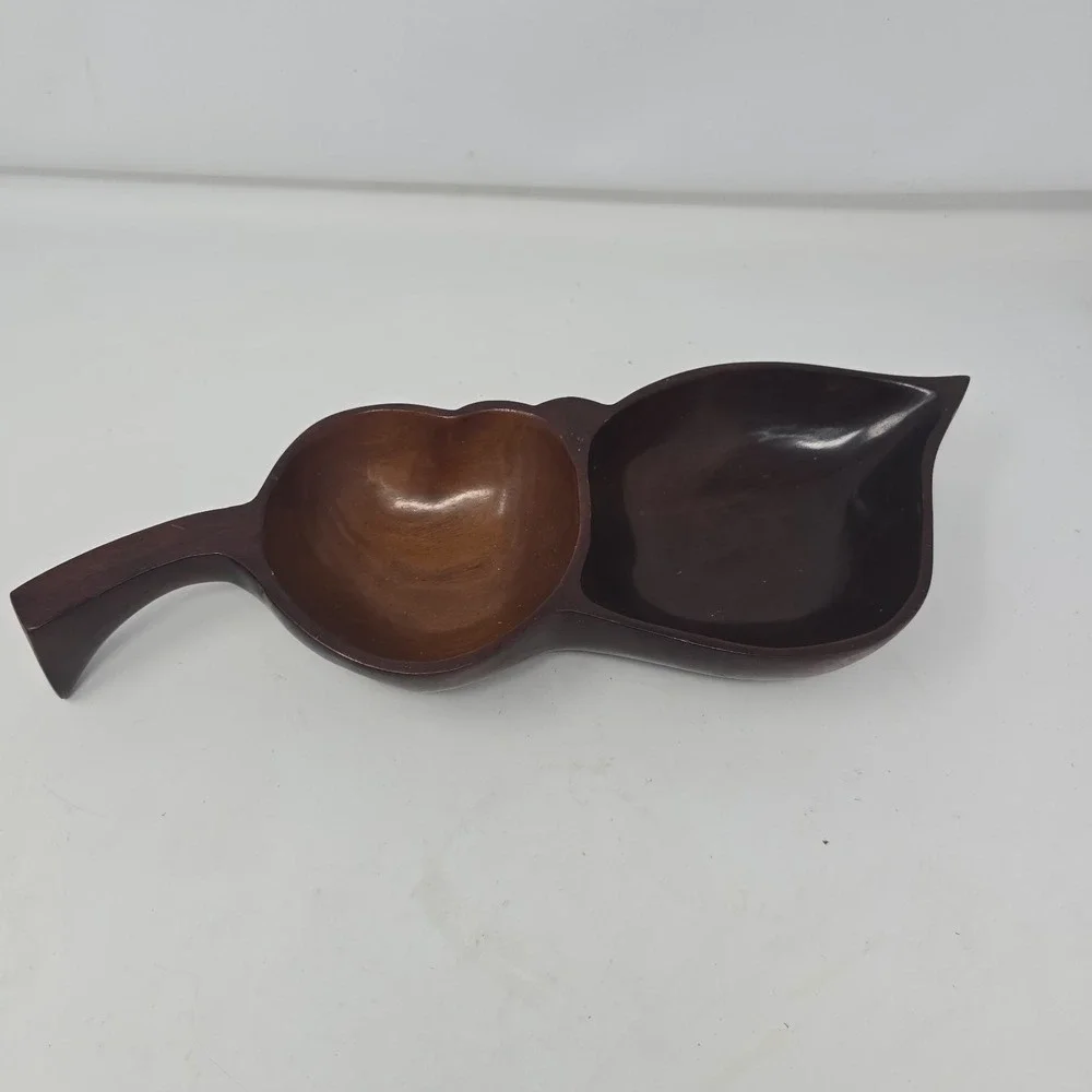 Vtg Wood Bowl, Mahogany from Haiti. Hand carved Leaf shape